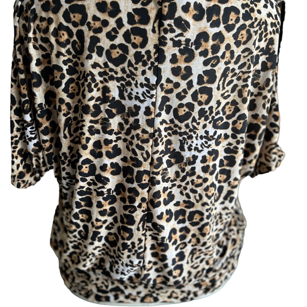 Torrid Leopard Print Top - Picture 4 of 5